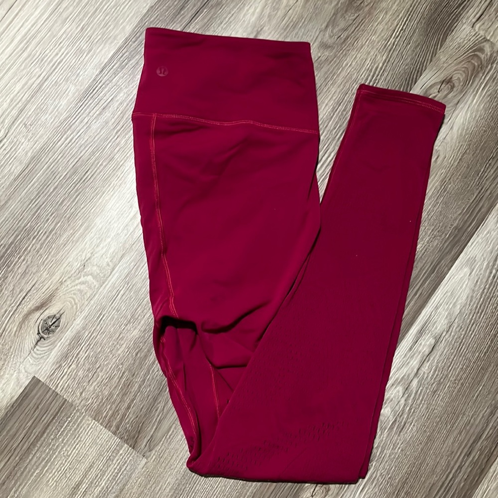 Lululemon Nulu